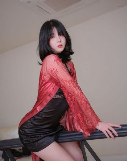 抽插骚穴手机免费视频_免费高清日本成人在线