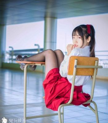 国产不卡123_十万网红美女美酱