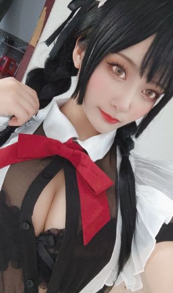 一扯胸衣大白兔跳出来视频_迅雷1080